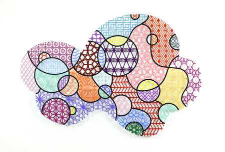 Nevin Aladağ, Pattern Kinship, Cloud, Luminous, 2023, wasserstrahlgeschnittenes Aluminium, Acrylfarbe/waterjet cut aluminium, acrylic paint, 114 x 170 x 0,6 cm, courtesy the artist, Wentrup, Berlin, Foto: Ana Aguilera (C) VG-Bild-Kunst, Bonn 2025 Nevin Aladağ, Pattern Kinship, Cloud, Luminous, 2023, wasserstrahlgeschnittenes Aluminium, Acrylfarbe/waterjet cut aluminium, acrylic paint, 114 x 170 x 0,6 cm, courtesy the artist, Wentrup, Berlin, Foto: Ana Aguilera (C) VG-Bild-Kunst, Bonn 2025